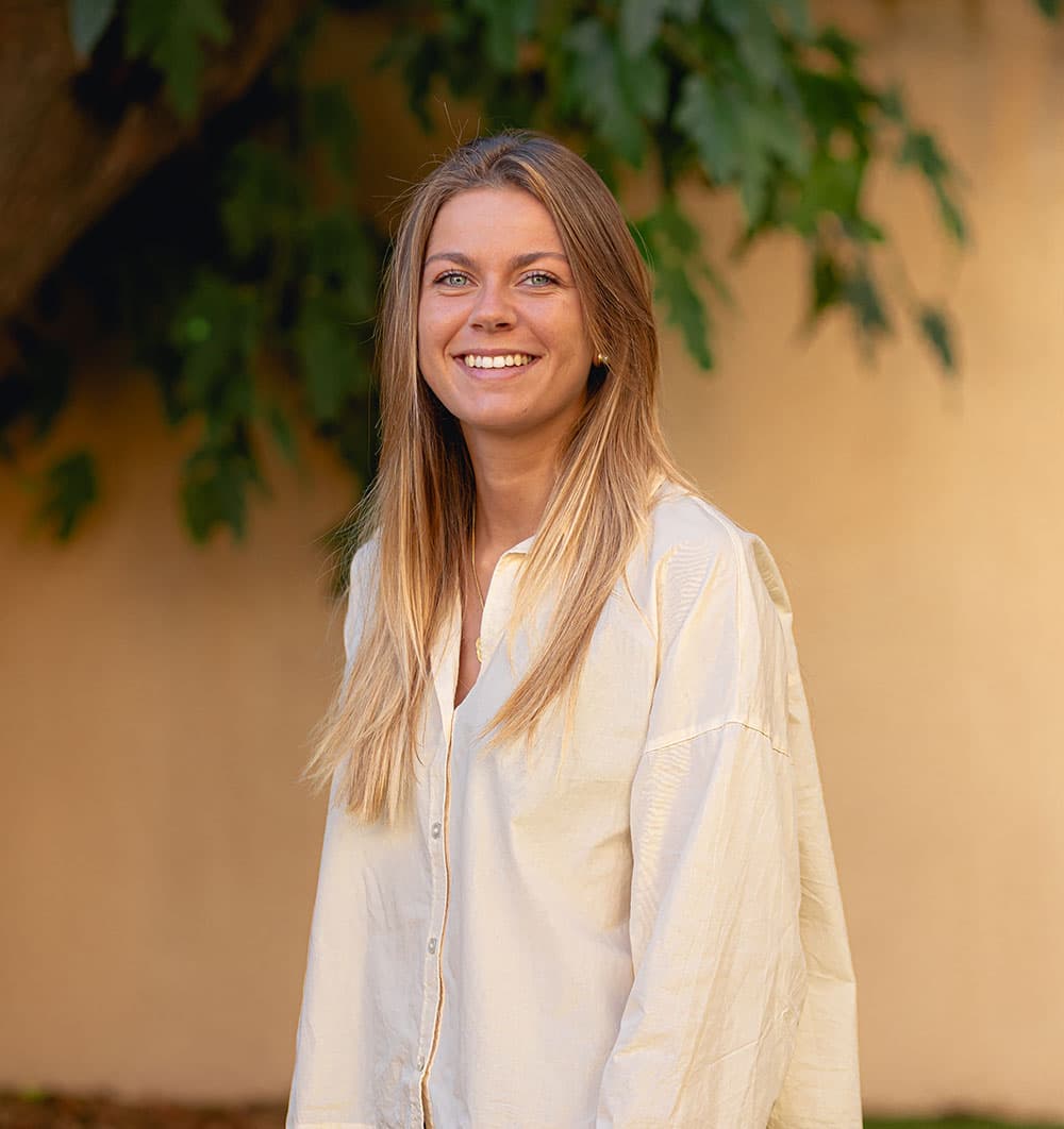 Lucie Dufour, Administratrice des ventes