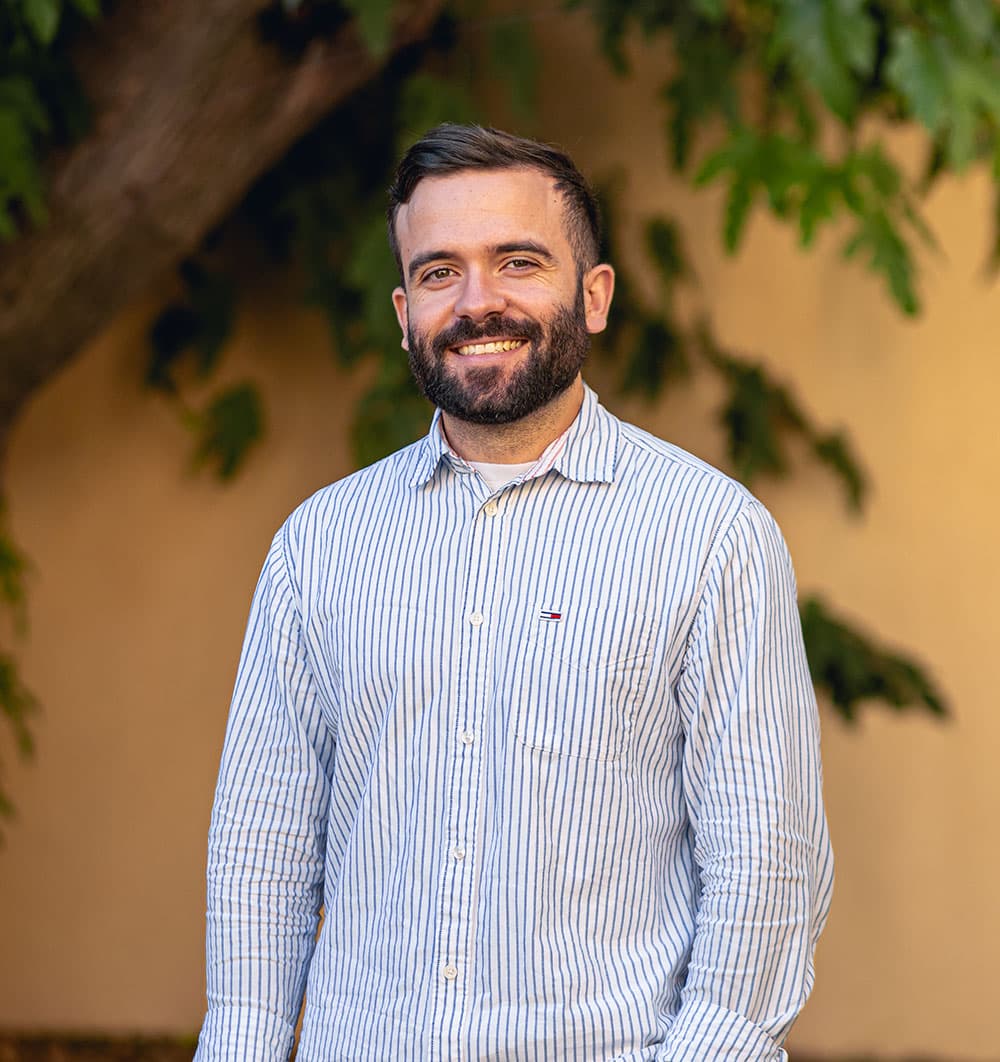 Xavier Garcia, Administrateur des ventes